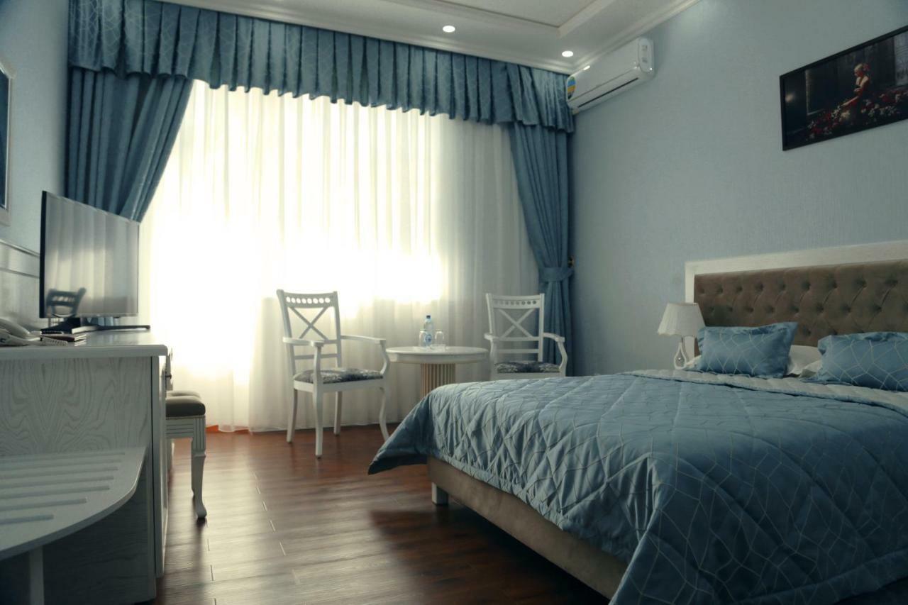 Bravolyuks Hotel ウルゲンチ エクステリア 写真