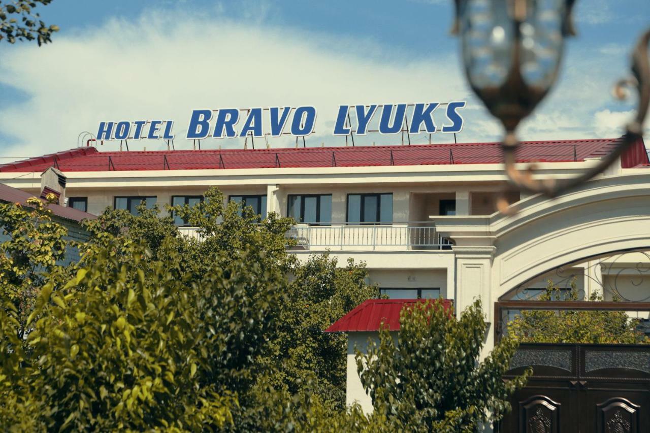 Bravolyuks Hotel ウルゲンチ エクステリア 写真